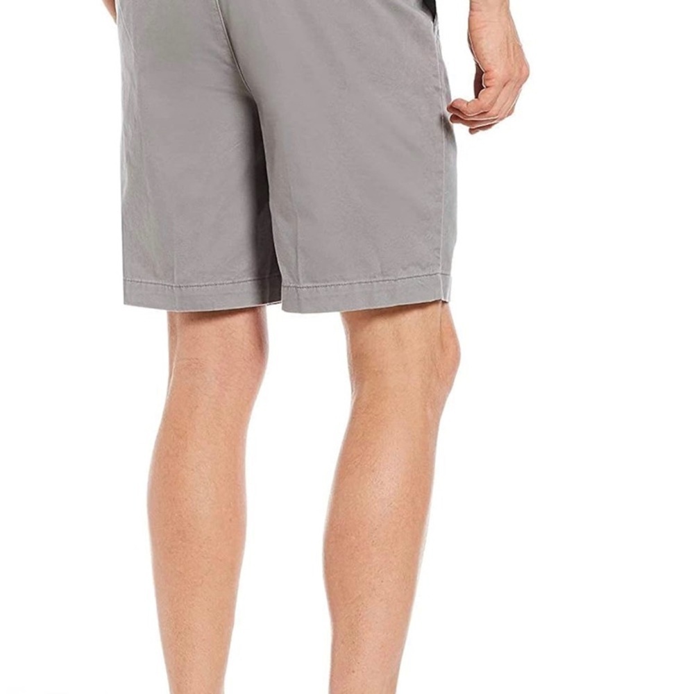 Roundtree and York Men's Gray Shorts 42”